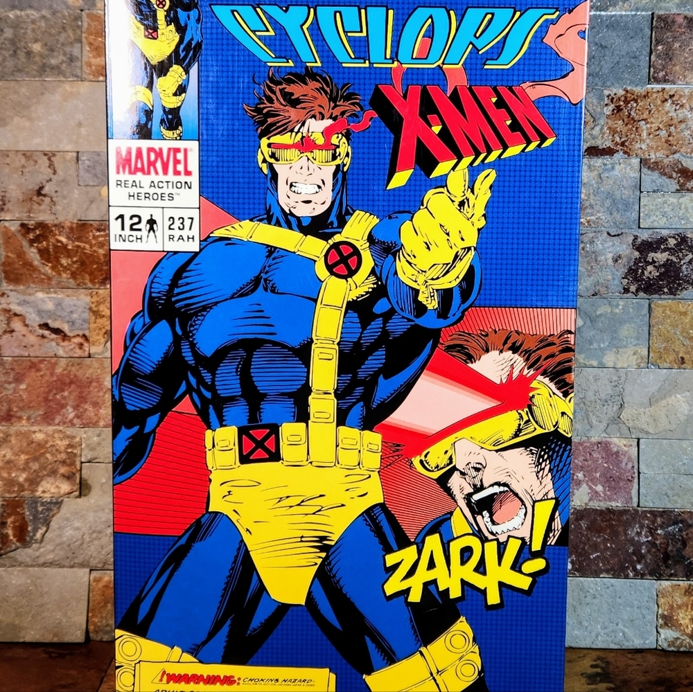 Cyclops X-Men • Marvel Real Action Heros • 12 " - Tall Action Figure • 15-Yrs. +